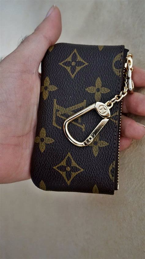 louis vuitton men keyring|Louis Vuitton key case wallet.